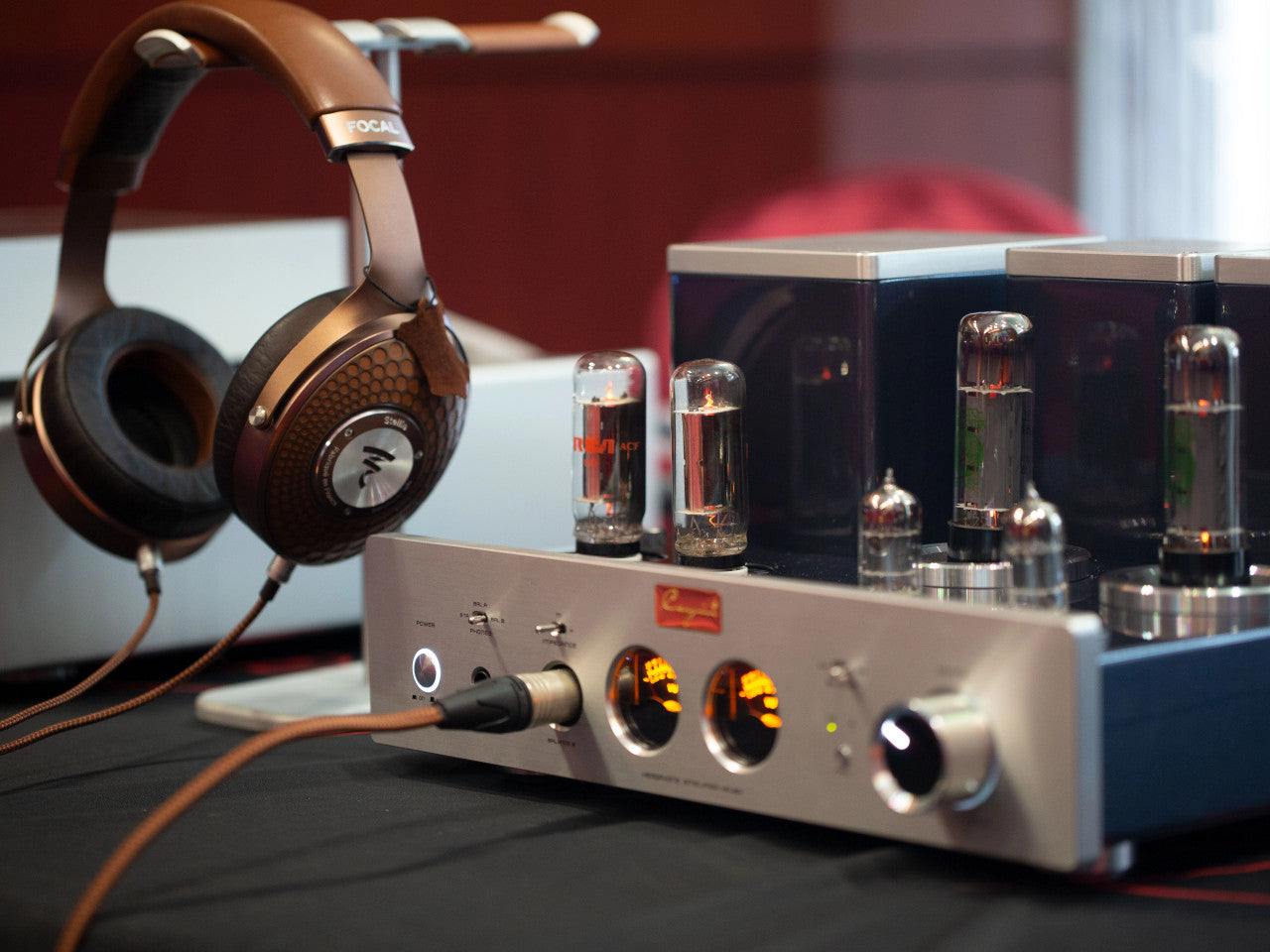 Cayin HA-6A Tube Headphone Amplifier with Focal Celestee