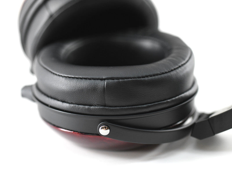 Fostex TH-909 Premium Headphones (Close up Ear Cups)