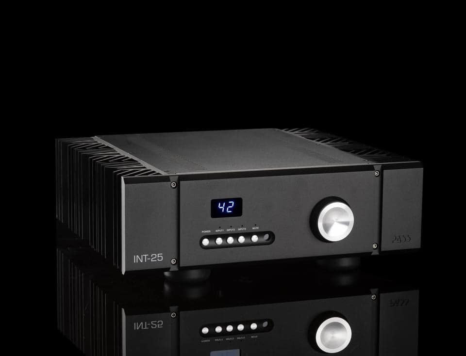 Pass Labs INT-25 Amplifier